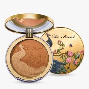 🆕Too Faced - Natural Lust Satin Dual-Tone Bronzer